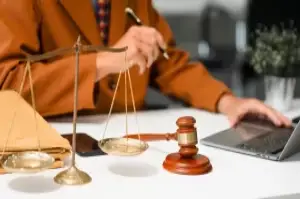 Imagen sobre abogado trabajando